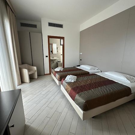 Hotel San Clemente Сантарканджело-ді-Романья Екстер'єр фото