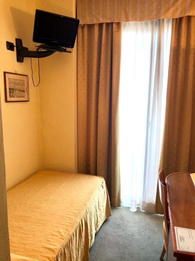 Hotel San Clemente Сантарканджело-ді-Романья Екстер'єр фото